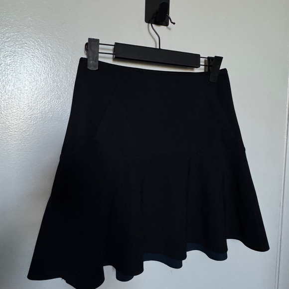 Lululemon Elegant Black Flared Skirt - Picture 3 of 8